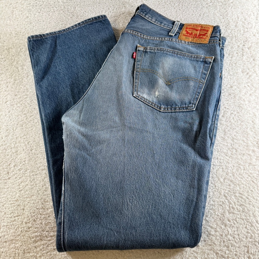 Levi's 501 Original Fit Jeans Men 42x36 Blue Used Straight Leg Button Fly